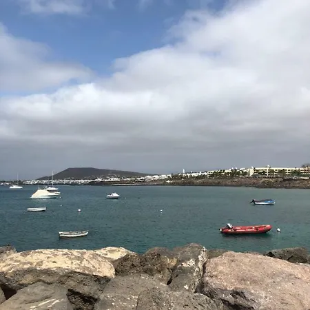 Blue Horizon فيلة *