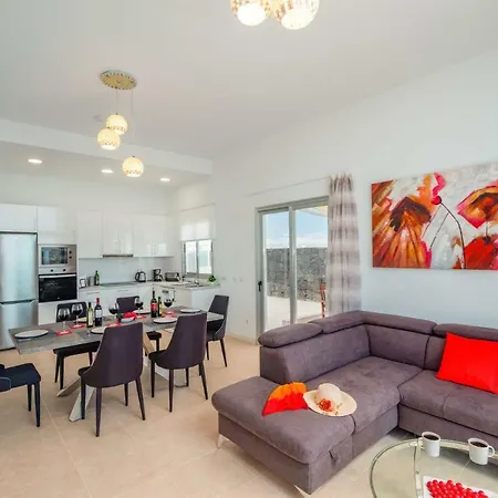 Blue Horizon * بلايا بلانكا